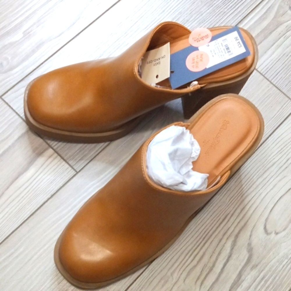 (61-3936) Universal Thread Tess Sandals Size 10 - Picture 3 of 10